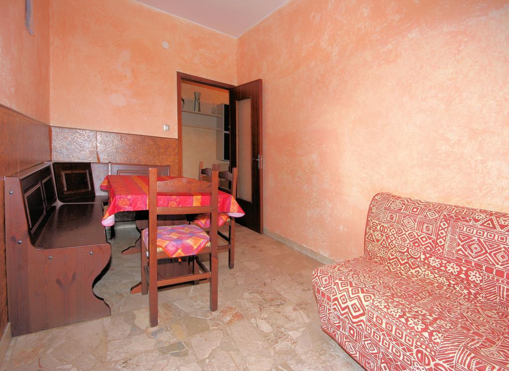 Aria Di Mare Apartment บอร์เก็ตโต ซานโต สปีริโต ภายนอก รูปภาพ